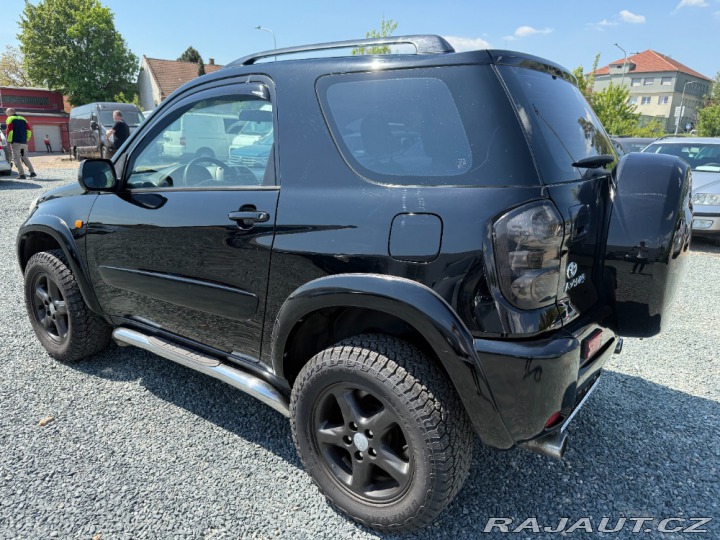 Toyota RAV4 2.0 VVT-i Speciál 4x4 3D 2002