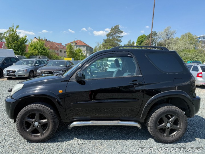 Toyota RAV4 2.0 VVT-i Speciál 4x4 3D 2002