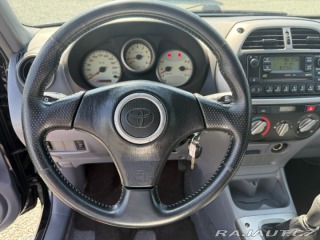 Toyota RAV4 2.0 VVT-i Speciál 4x4 3D 2002