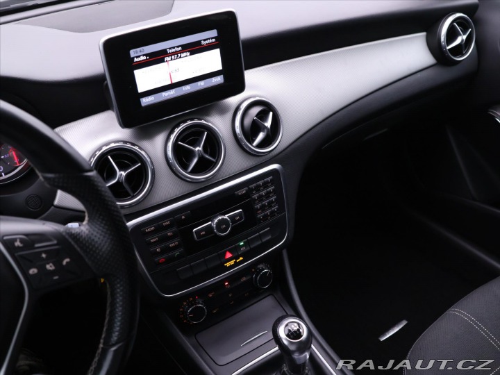 Mercedes-Benz GLA 2,1 GLA 200 d Urban 2014