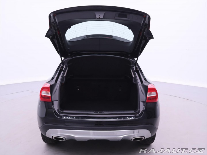 Mercedes-Benz GLA 2,1 GLA 200 d Urban 2014
