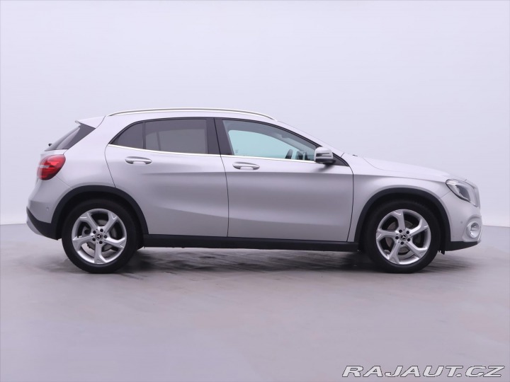 Mercedes-Benz GLA 2,1 220d 4Matic Aut. CZ L 2016