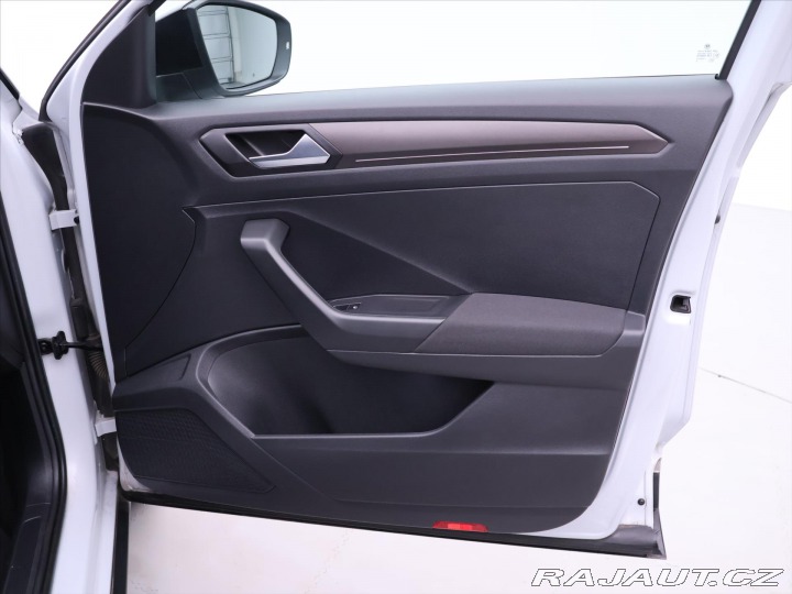 Volkswagen T-Roc 1,5 TSI 110kW Design CZ 2019