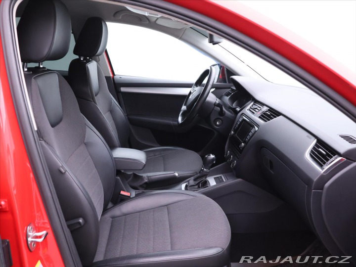 Škoda Octavia 1,6 TDI DSG Elegance 2014