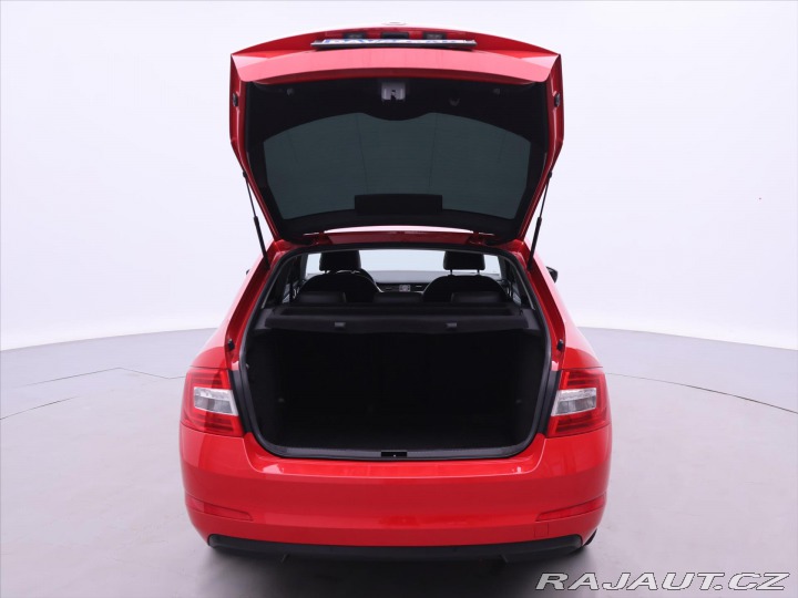 Škoda Octavia 1,6 TDI DSG Elegance 2014