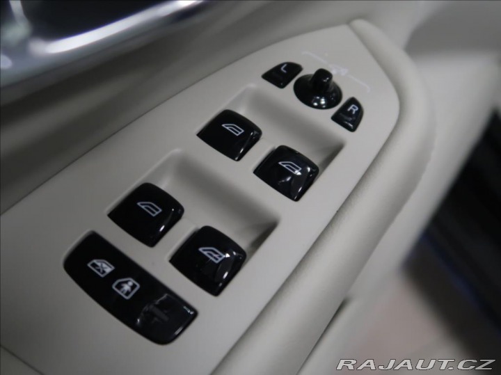 Volvo XC90 2,0 B5 AWD AUT Plus Dark 2023
