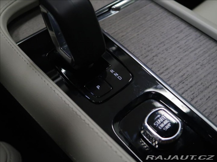 Volvo XC90 2,0 B5 AWD AUT Plus Dark 2023