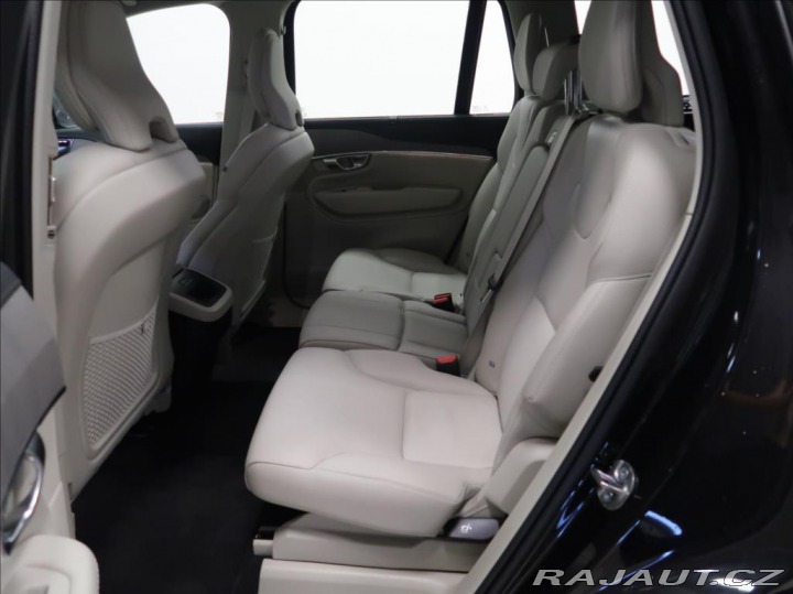 Volvo XC90 2,0 B5 AWD AUT Plus Dark 2023