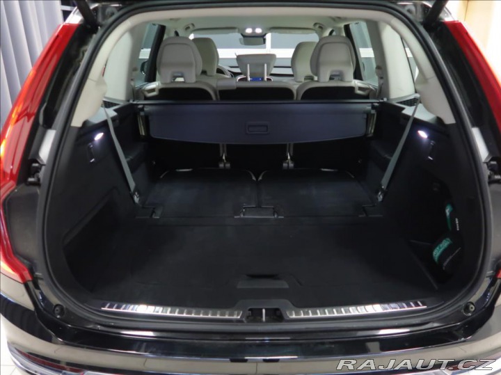 Volvo XC90 2,0 B5 AWD AUT Plus Dark 2023
