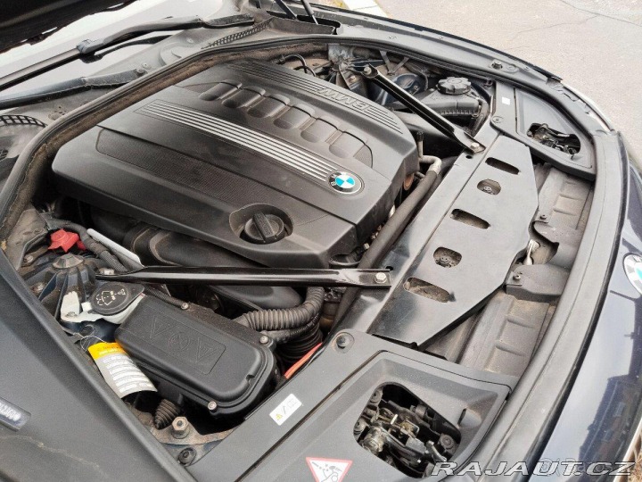BMW 5 2,5 525D 2011