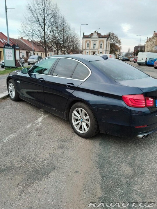 BMW 5 2,5 525D 2011