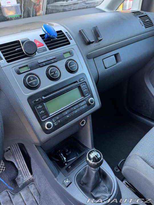 Volkswagen Touran 1,6 2006