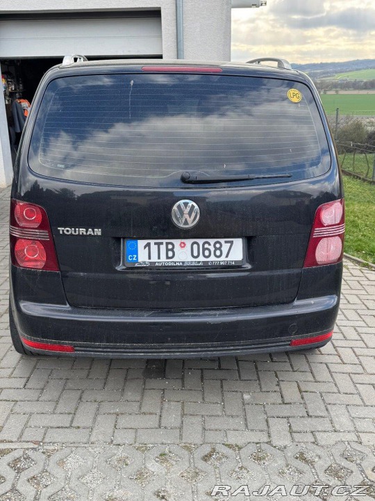 Volkswagen Touran 1,6 2006