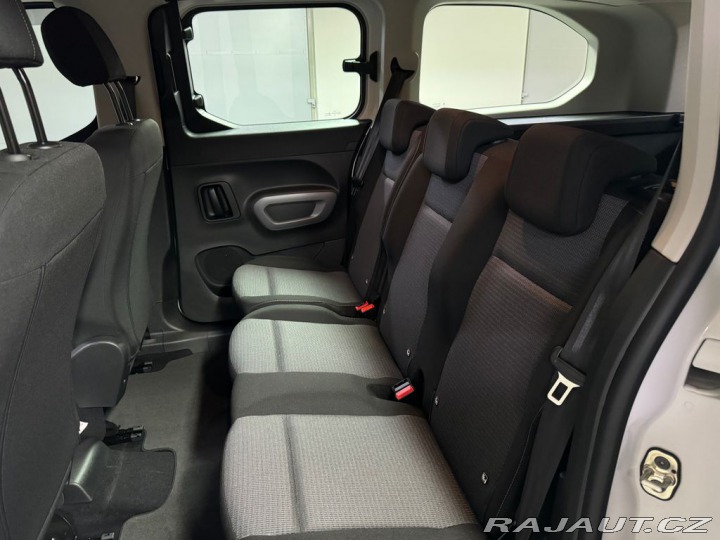 Toyota ProAce City Verso Business 1,2 Long 2025