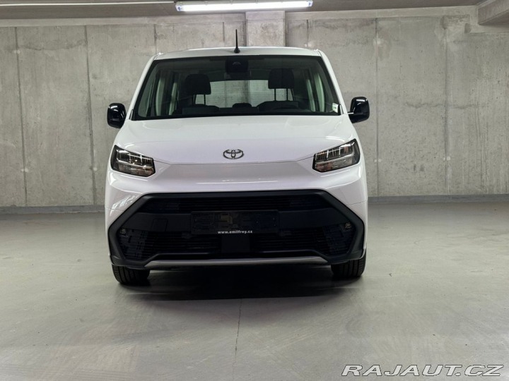Toyota ProAce City Verso Business 1,2 Long 2025