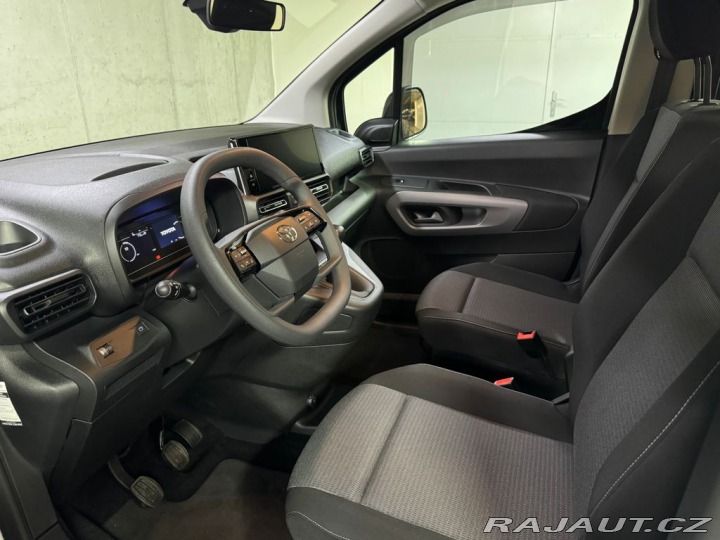 Toyota ProAce City Verso Business 1,2 Long 2025