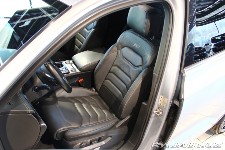 Volkswagen Touareg 3.0 TDI 210kW R-Line Pano 2018
