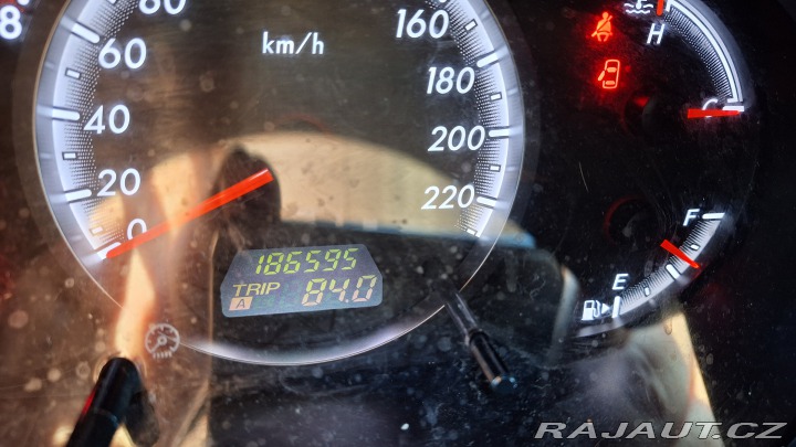 Mazda 5  2010