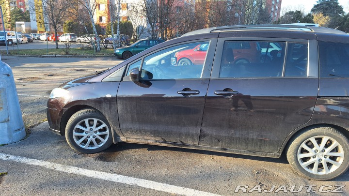 Mazda 5  2010