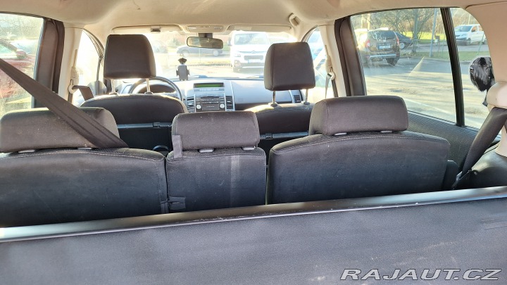 Mazda 5  2010
