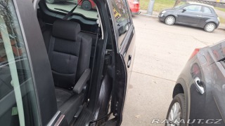Mazda 5  2010