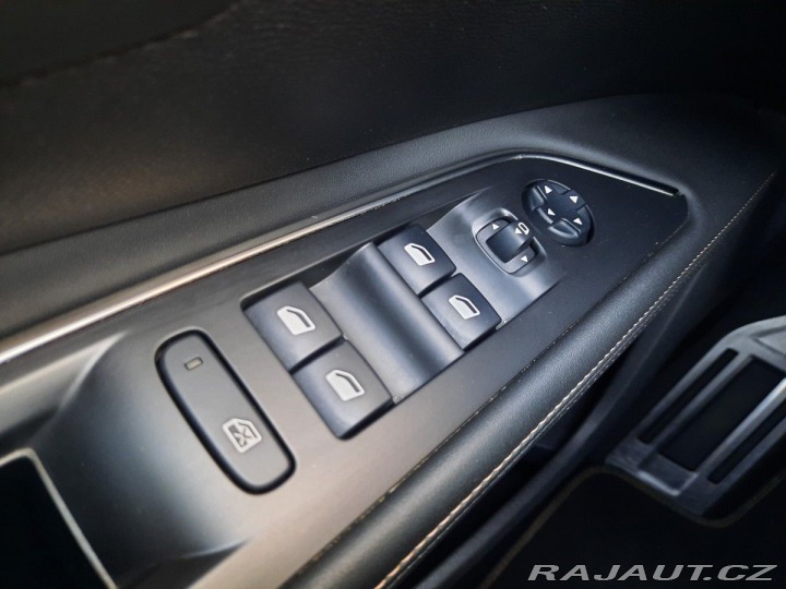 Peugeot 5008 GT 2.0 BHDi 180k EAT8 2019