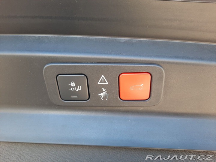 Peugeot 5008 GT 2.0 BHDi 180k EAT8 2019