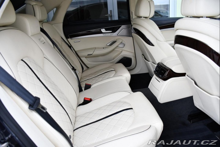 Audi S8 PLUS 4.0TFSI MAX VÝBAVA 2 2018