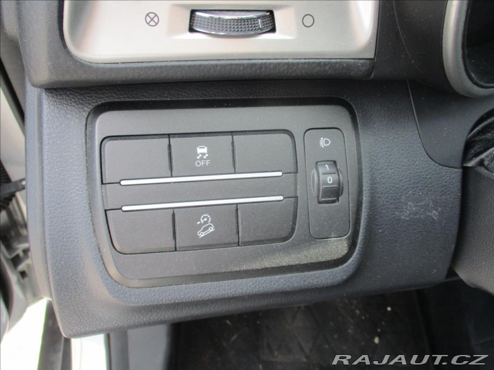 SsangYong Tivoli 1,6 e-XDi kamera ESP Klim 2019