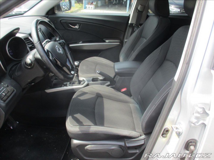 SsangYong Tivoli 1,6 e-XDi kamera ESP Klim 2019