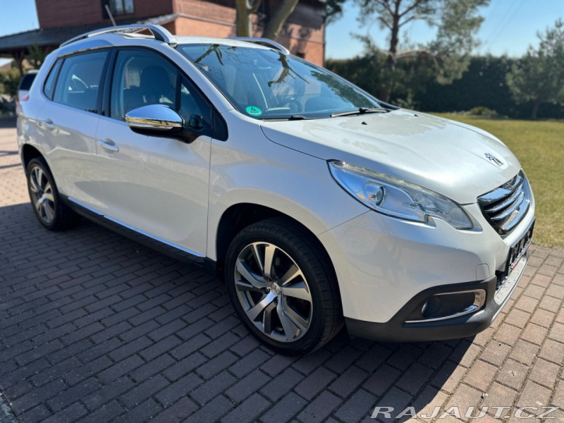 Peugeot 2008 1.2T 81kw AT Allure