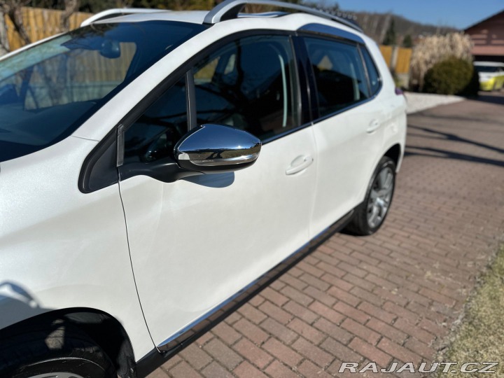 Peugeot 2008 1.2T 81kw AT Allure 2016