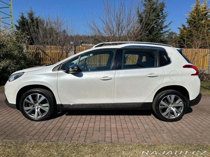 Peugeot 2008 1.2T 81kw AT Allure 2016