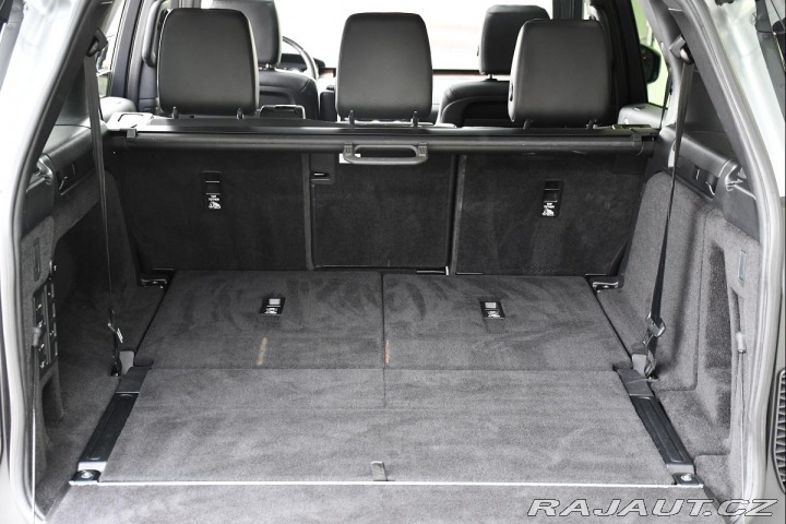 Land Rover Discovery 3.0SDVE HSE 7.MÍST PANO 2020