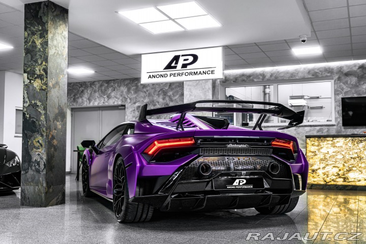 Lamborghini Huracán STO SEATS/CARBON/CAGE/CAP 2023