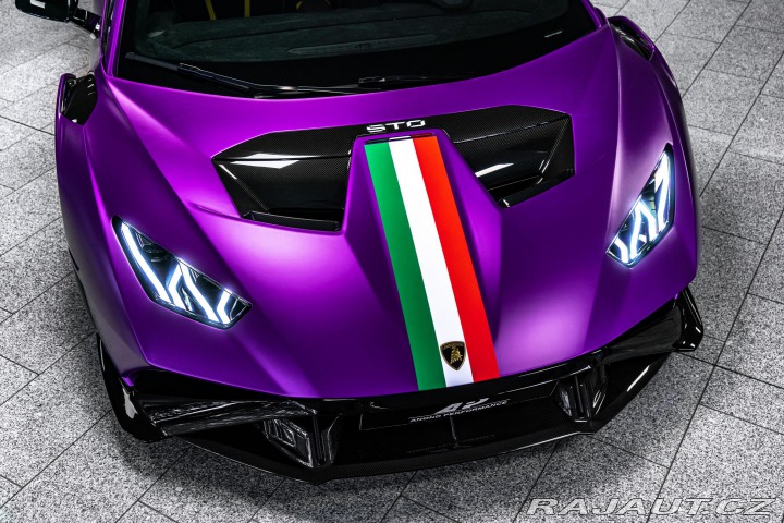 Lamborghini Huracán STO SEATS/CARBON/CAGE/CAP 2023