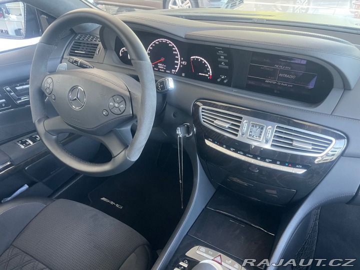 Mercedes-Benz CL AMG 5,5V8 Biturbo 1800