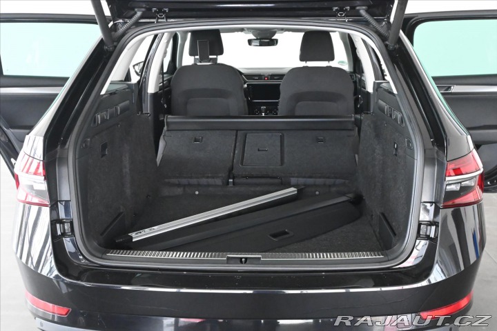 Škoda Superb 2,0 TDI 110 kW*DSG*STYLE* 2020