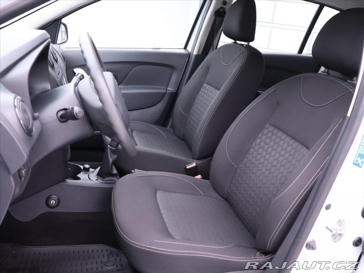 Dacia Sandero 1,2 16V 54kW Ambiance CZ 2015
