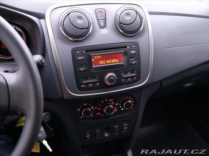 Dacia Sandero 1,2 16V 54kW Ambiance CZ 2015