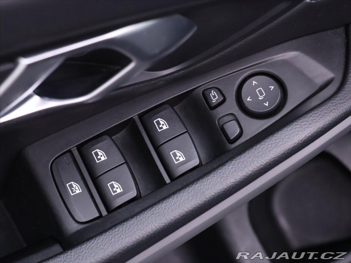 BMW 3 2,0 320d virtual HUD 1.Ma 2019