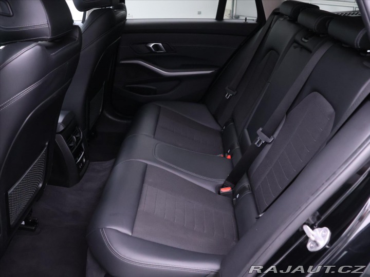 BMW 3 2,0 320d virtual HUD DPH 2019