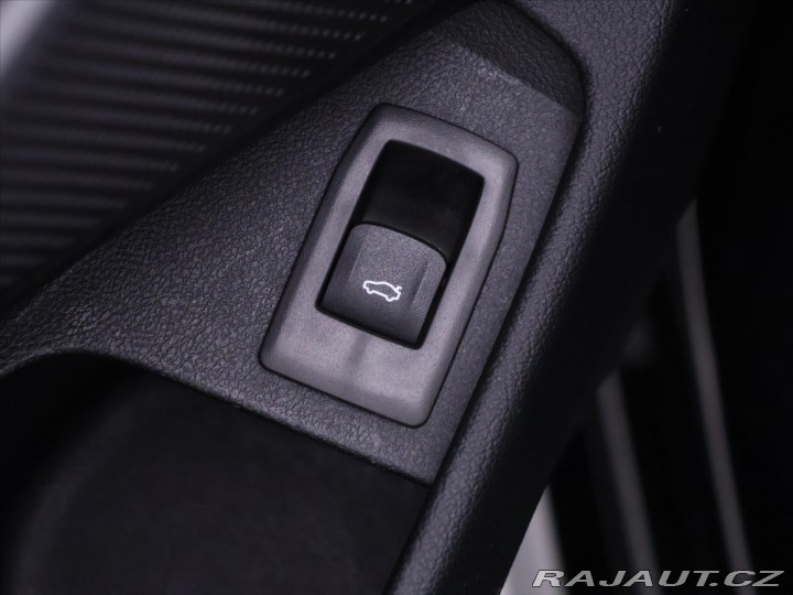 BMW 3 2,0 320d Aut. Kůže LED DP 2019
