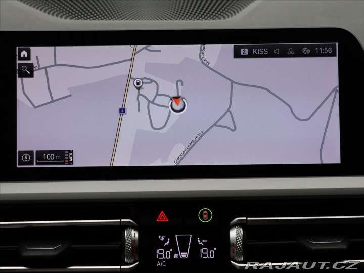 BMW 3 2,0 320d virtual HUD 1.Ma 2019