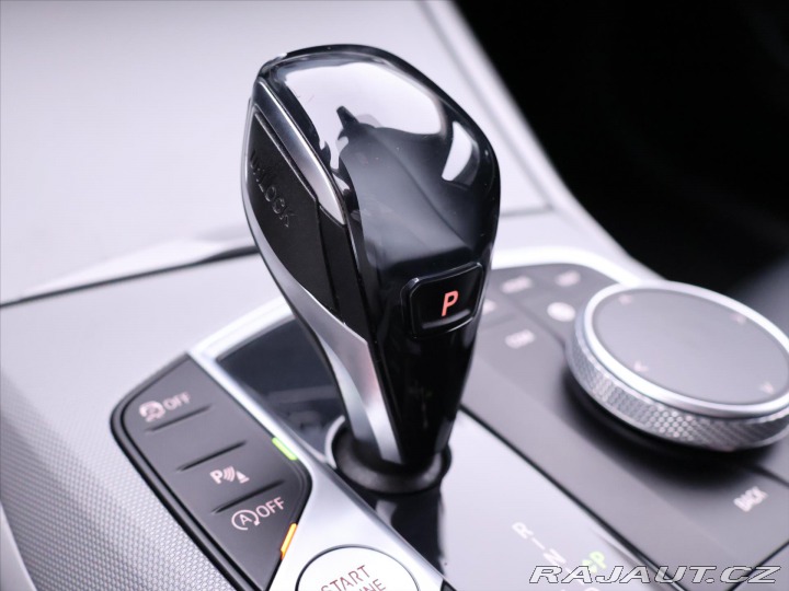 BMW 3 2,0 320d virtual HUD DPH 2019