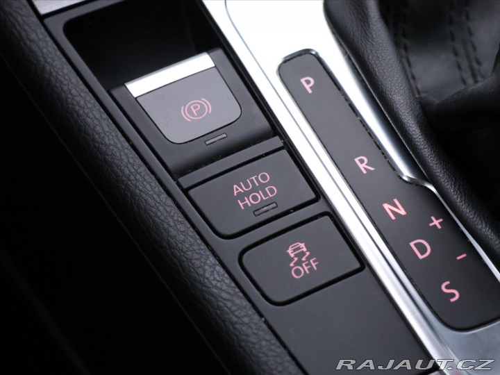 Volkswagen Passat 1,4 TSI DSG Comfort Navi 2012