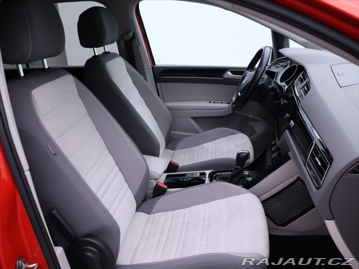 Volkswagen Touran 1,8 TSI 132kW DSG LED 7-M 2017