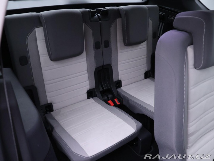 Volkswagen Touran 1,8 TSI 132kW DSG LED 7-M 2017