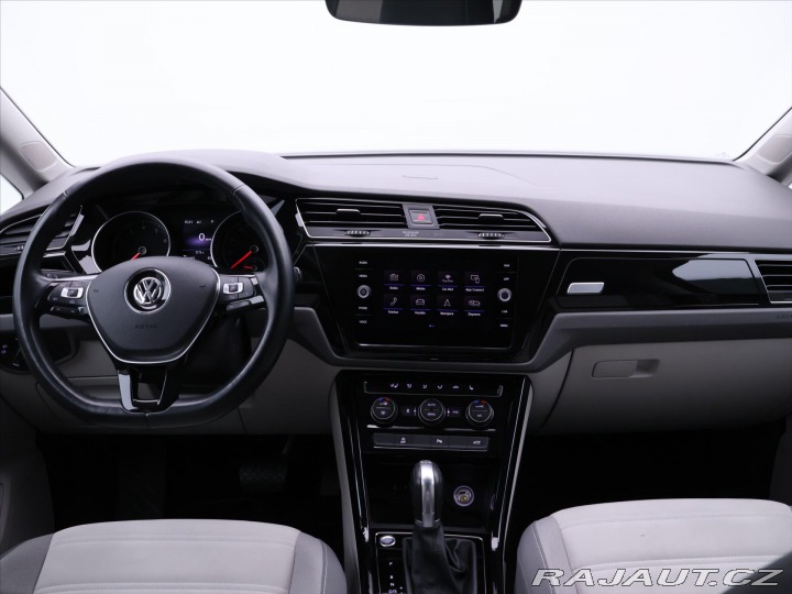 Volkswagen Touran 1,8 TSI 132kW DSG LED 7-M 2017
