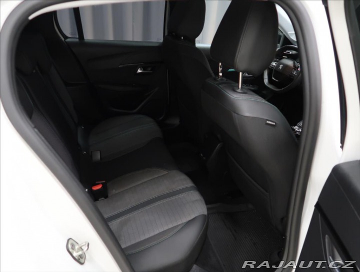 Peugeot 208 1,2 ALLURE 100 AUT 2022